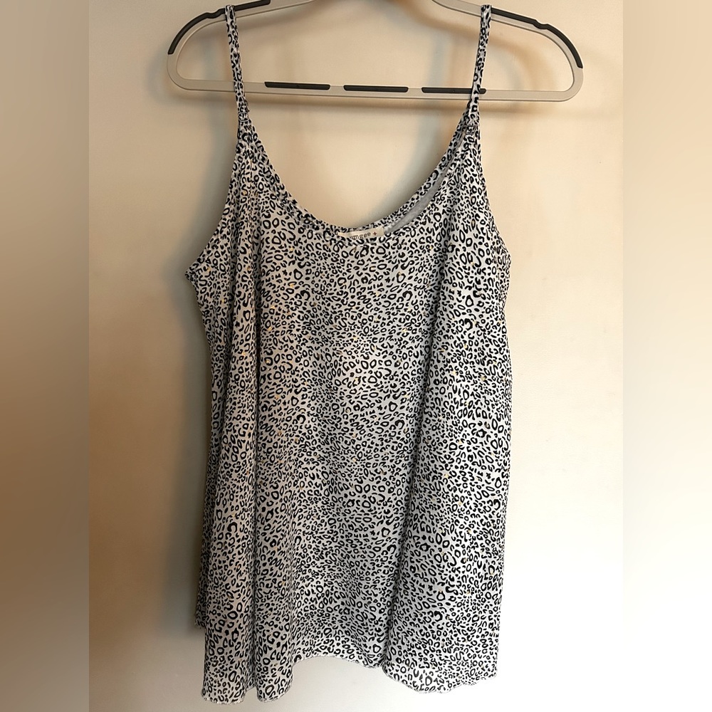 NWT Umgee animal print gold flakes detail spaghetti straps flowy tank